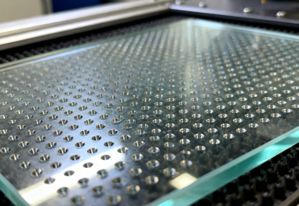 高铝玻璃激光钻孔 (8) 高铝玻璃激光钻孔 (8)